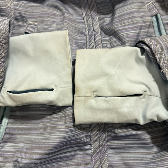 Lululemon Run: Make A Break Jacket Twisted Stripe Caspian Blue / Caspian Blue-6 - Picture 14 of 14